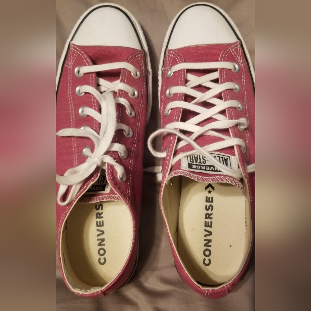 Women's Converse shoes